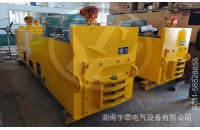 貴州國(guó)外客戶(hù)定制的斬波調(diào)速CJY10噸架線式湘潭電機(jī)車(chē)發(fā)貨